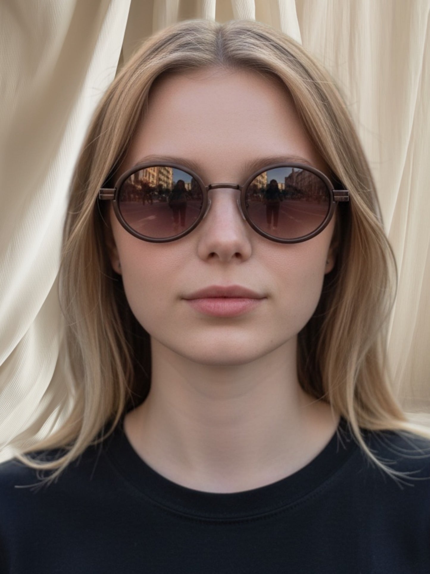 Classic Oval Metal Frame Sunglasses